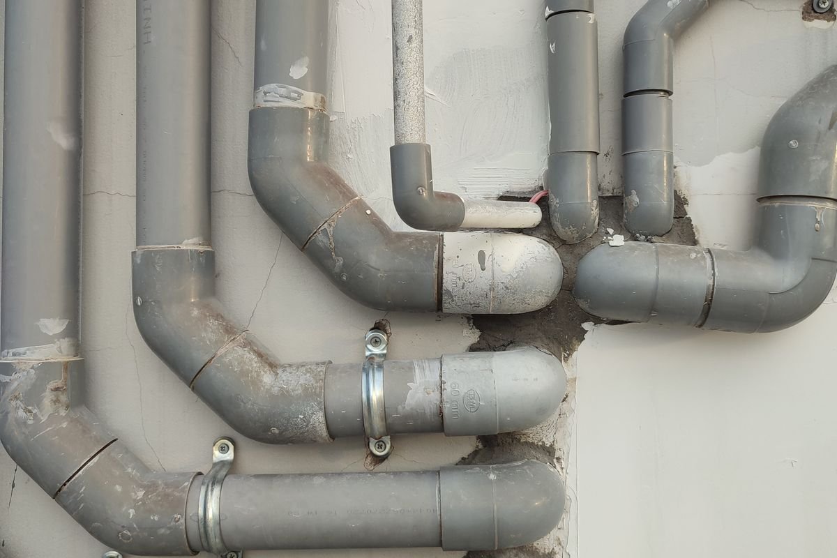 Interconnected grey metal pipes